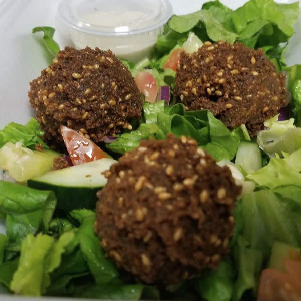 Falafel Salad