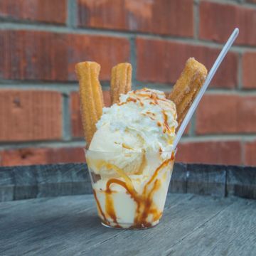 Churros w/ Ice Cream
