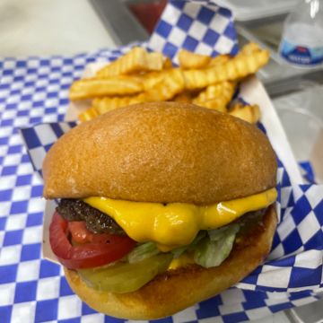 Cheeseburger & Side
