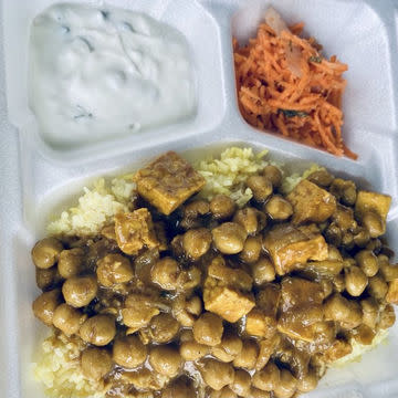 Vegan Chickpea Curry w/ Rice