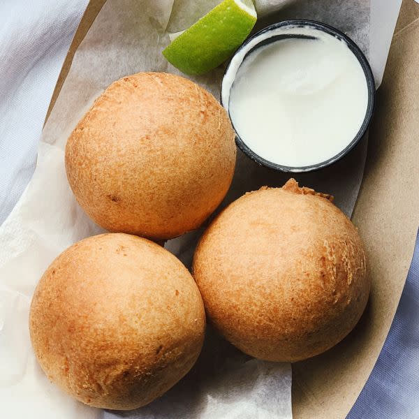 Buñuelos (2 pcs.)