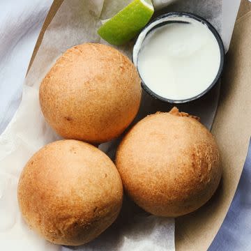 Buñuelos (2 pcs.)