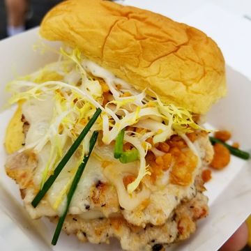 The Nomad Chicken Burger