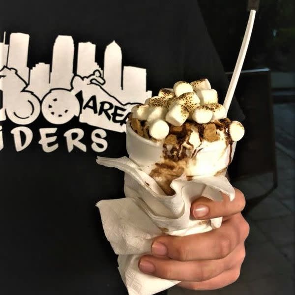 Weirdoʼs Sʼmores