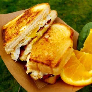 Hootenanny 'Wich