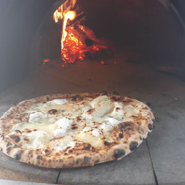 Quattro Formaggi (4 Cheese)