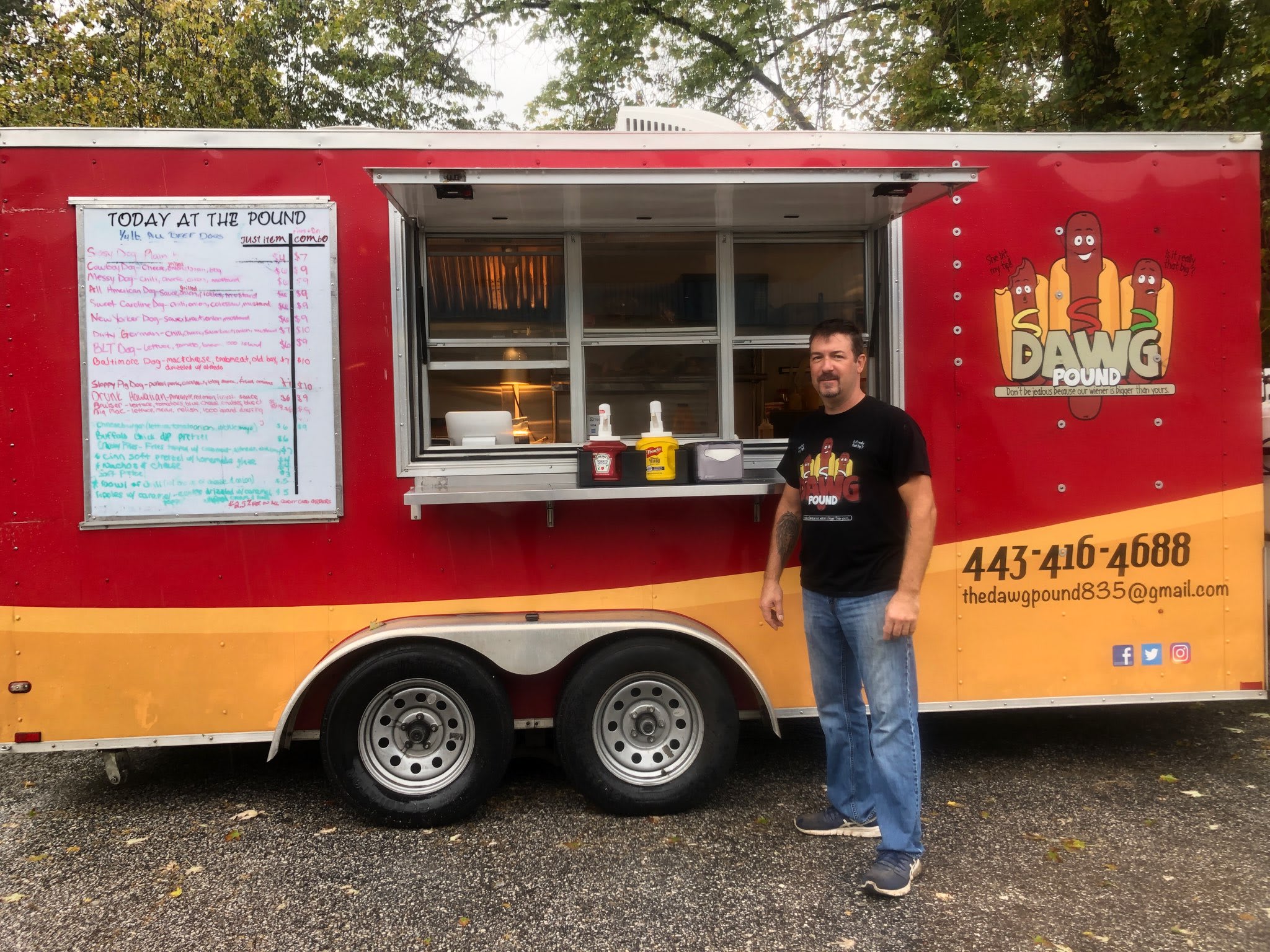 Best Food Trucks | The Dawg Pound