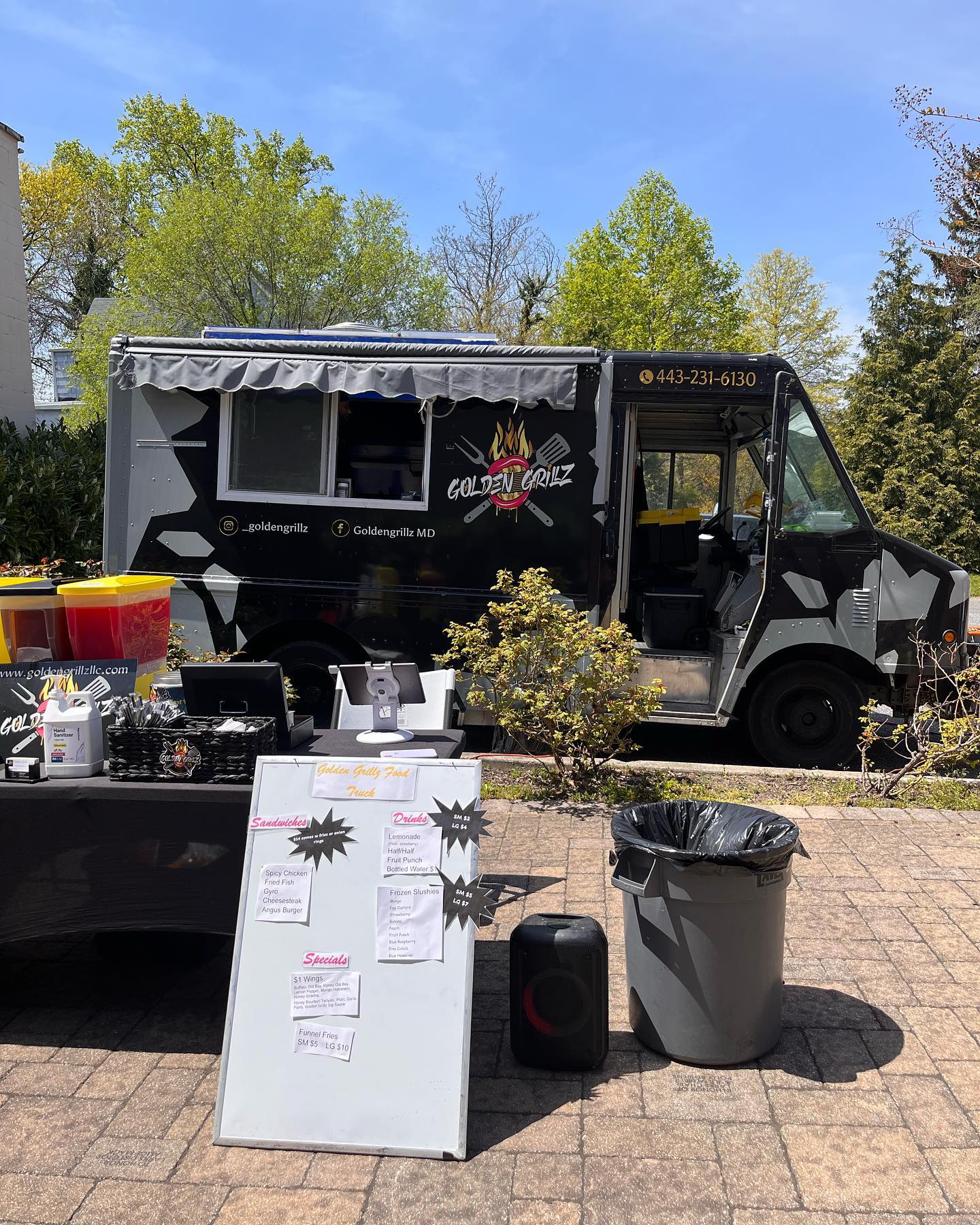 Best Food Trucks Golden Grillz menu