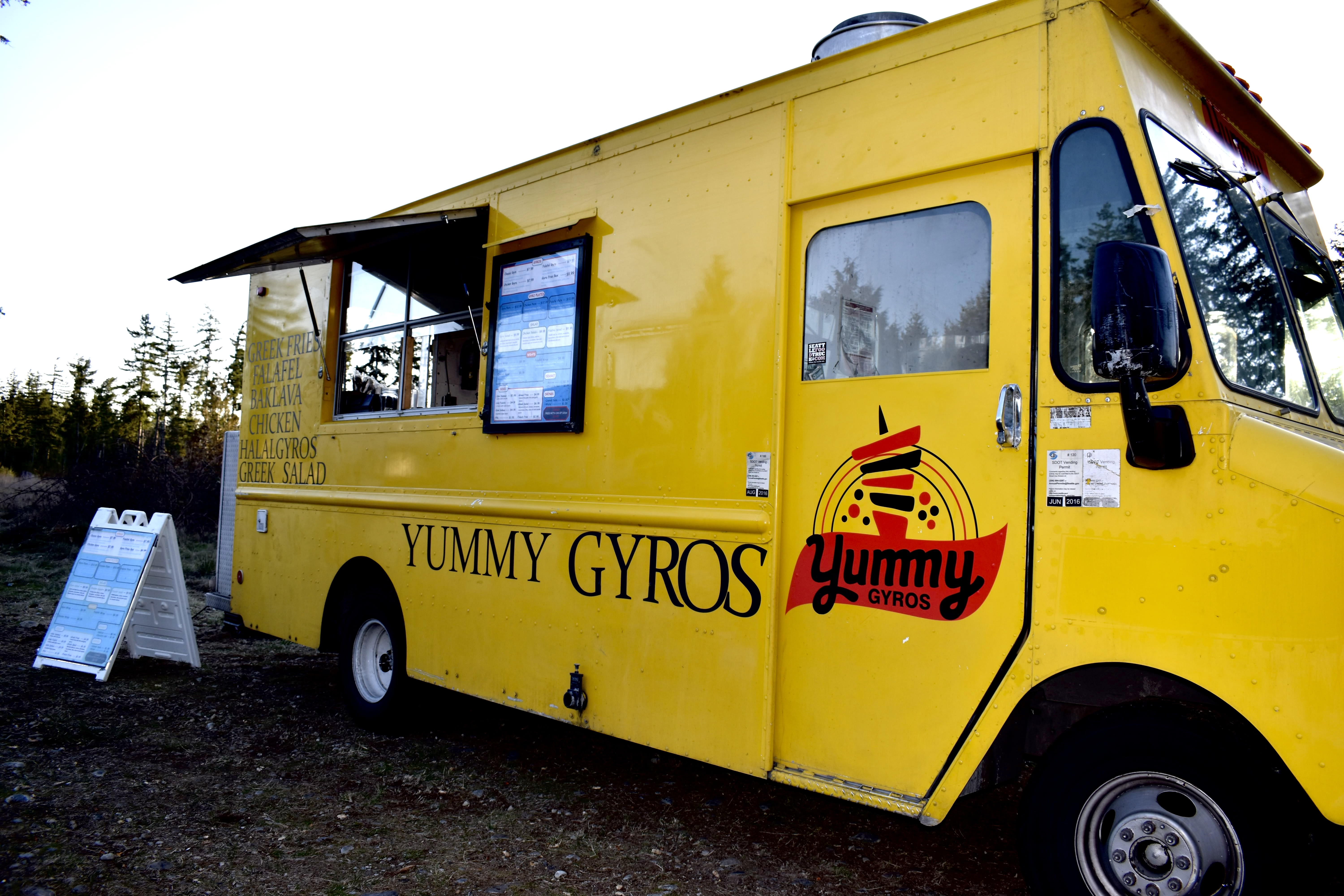 best-food-trucks-yummy-gyros-menu