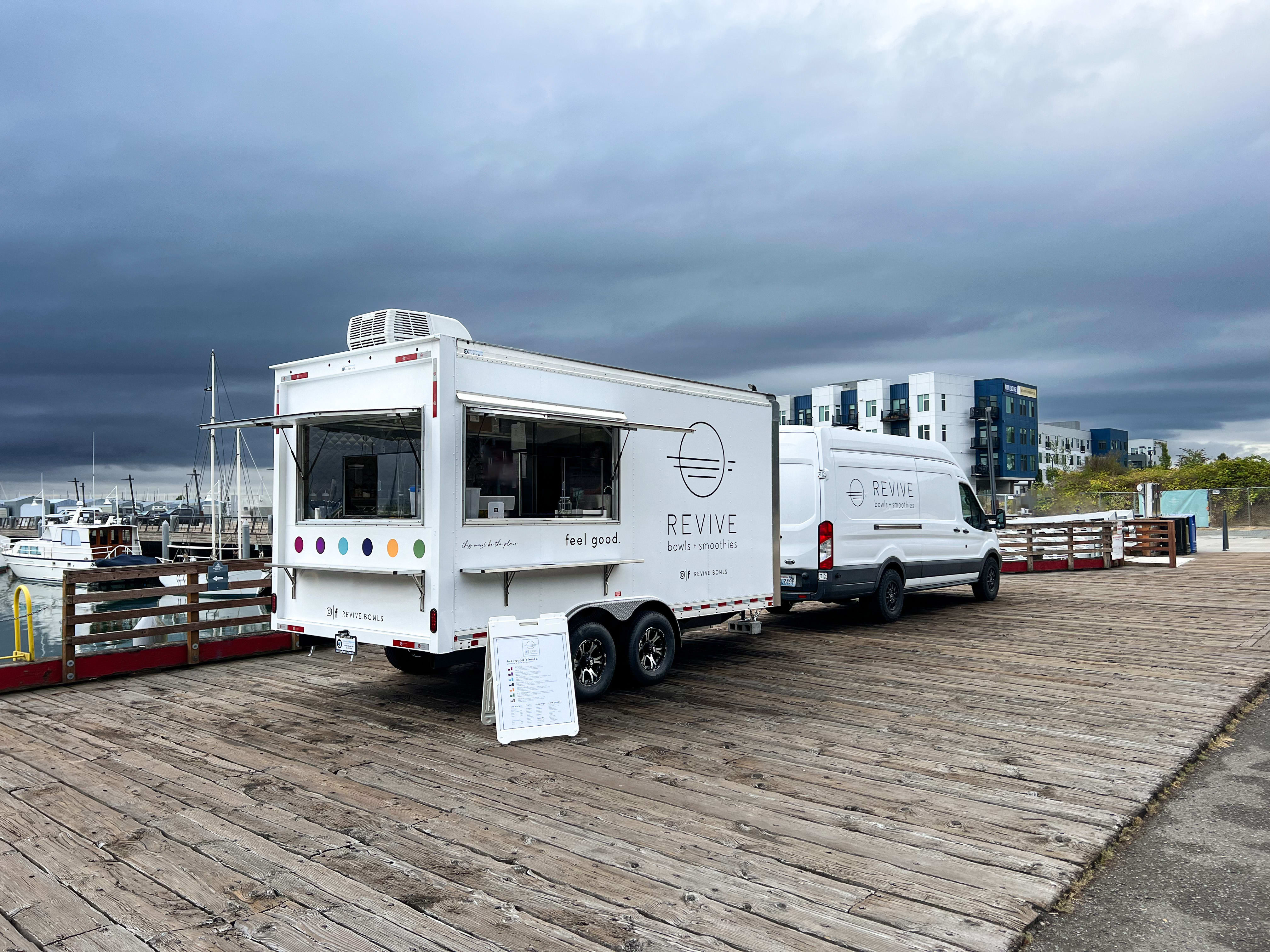 Best Food Trucks Revive Bowls + Smoothies