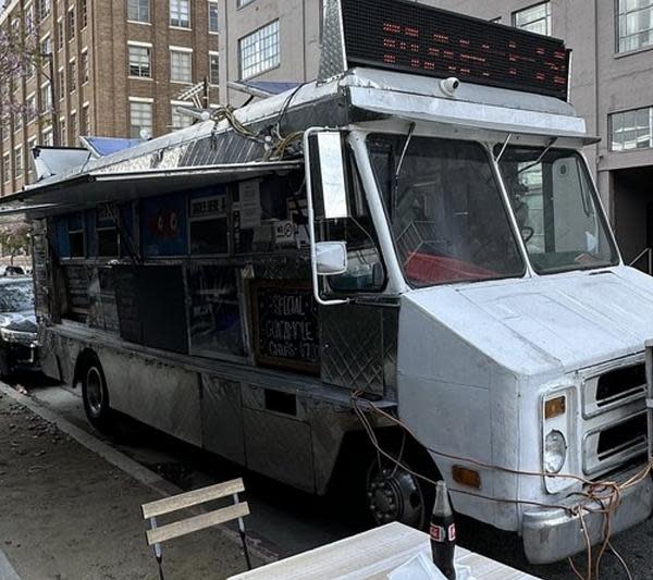 The 10 Best Mariscos Food Trucks in Los Angeles