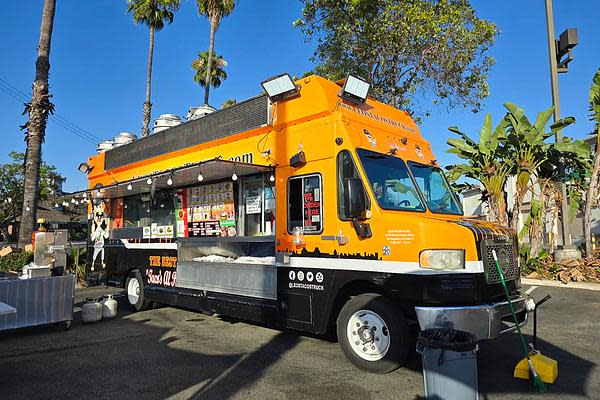 The Definitive Los Angeles Taco Truck Tour: The Premier Spots to Find Iconic Flavors on Wheels