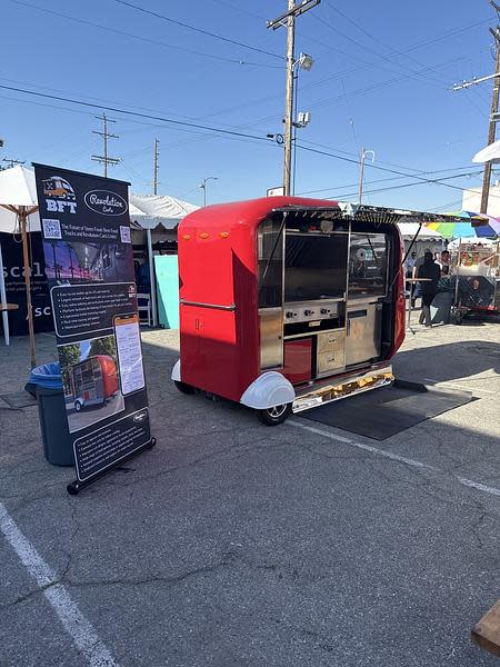 Revolution Carts’ New Grill Cart: A Feature for the Next Generation of Mobile Vendors
