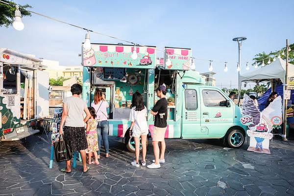 Make Your Corporate Luncheon Unforgettable with These Food Truck Ideas