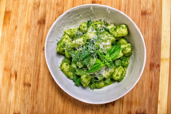 Basil Pesto Pasta 