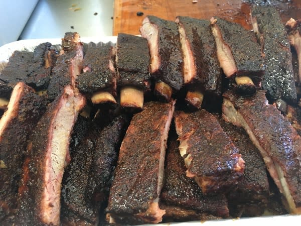 St. Louis Style Pork Ribs (1/2 Rack)