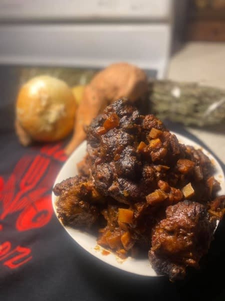 Oxtails meal