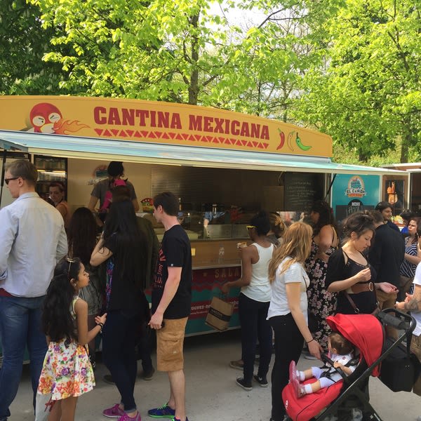 Perfect Your Event by Renting a Best Food Truck 