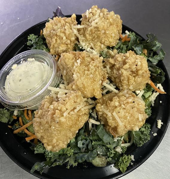 Kale Salad (Vegan)