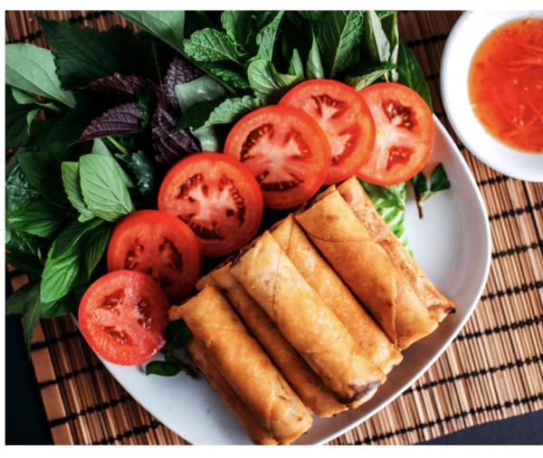 Crispy Chicken Egg Rolls - 4pcs