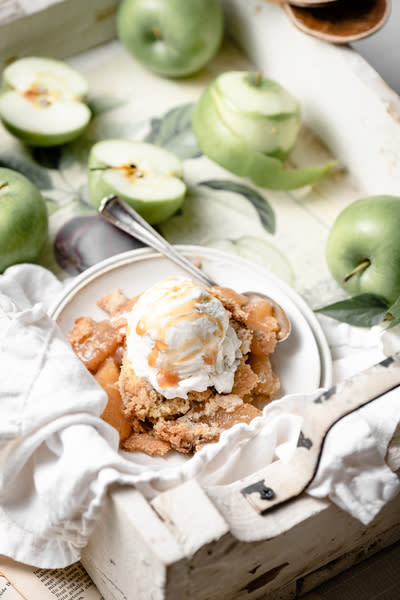 Cobbler w/ Ice Cream