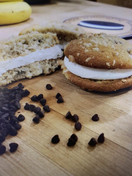 2020 Banana Crumb Whoopsie Pie